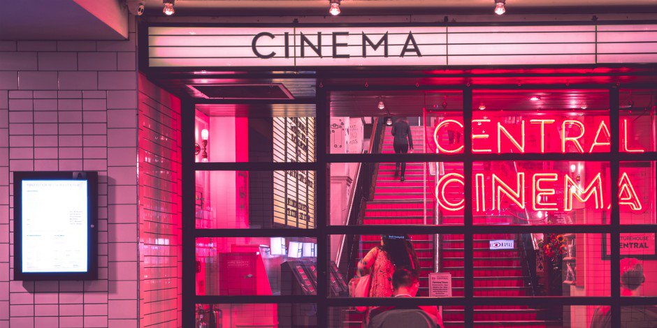 hootsuite's tweet photo. The greatest education is often wrapped in entertainment: https://t.co/kmxAPs51L1 11 movies + TV series every social media marketer should watch https://t.co/Wlh8WOmRLD