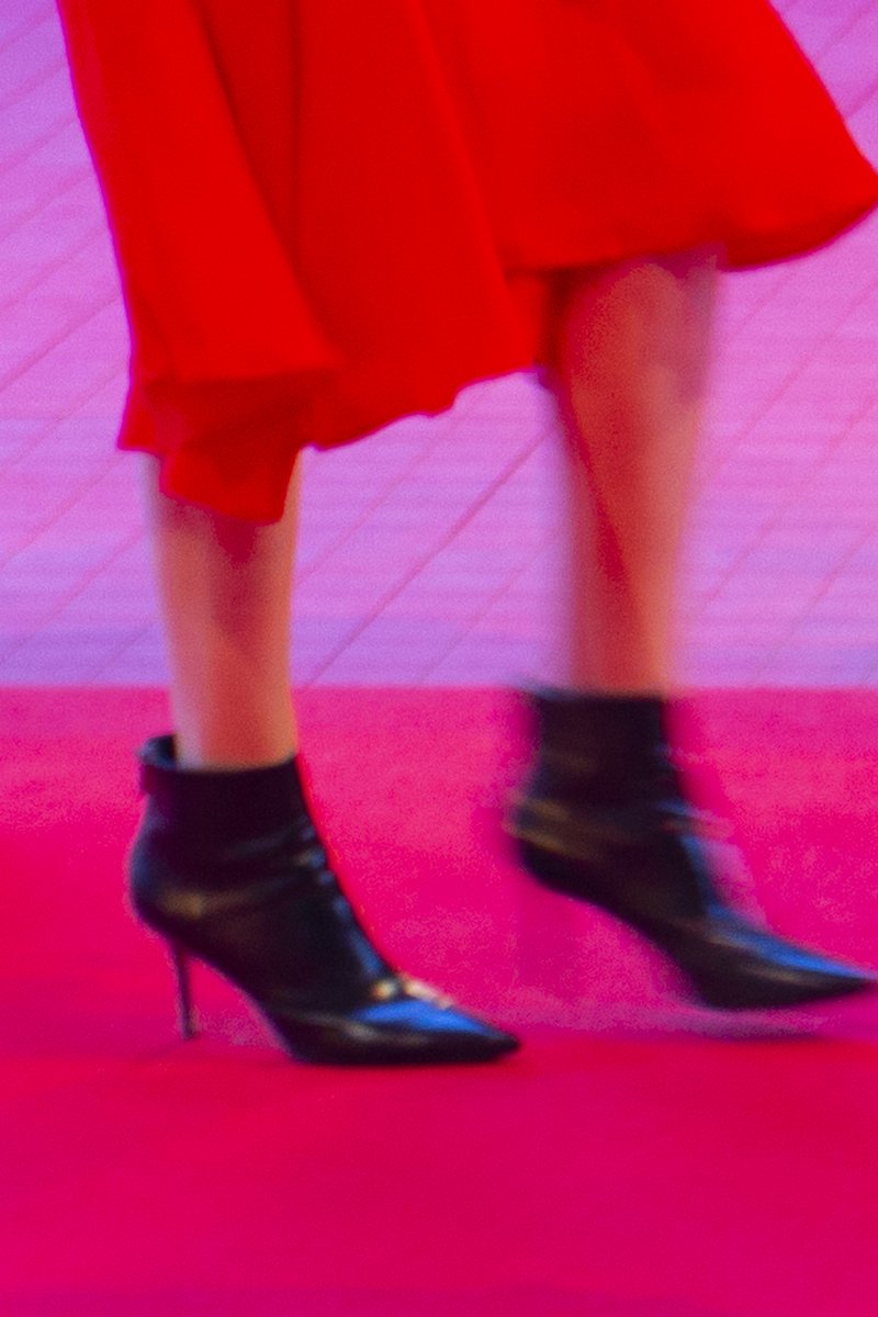 _onscene's tweet photo. 📷: Philomena Müller
#onscene at #Berlinale2019 https://t.co/YLZprrZkG5