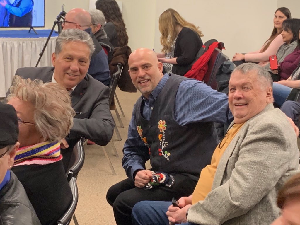 An important day for Métis in Manitoba! @MBMetis_MMF announces new program to help first time Métis homebuyers. #reconciliation
Journée importante pour les Métis du Manitoba! @MBMetis_MMF annonce nouveau programme pour appuyer Métis à acheter leur 1ère maison! #réconciliation
