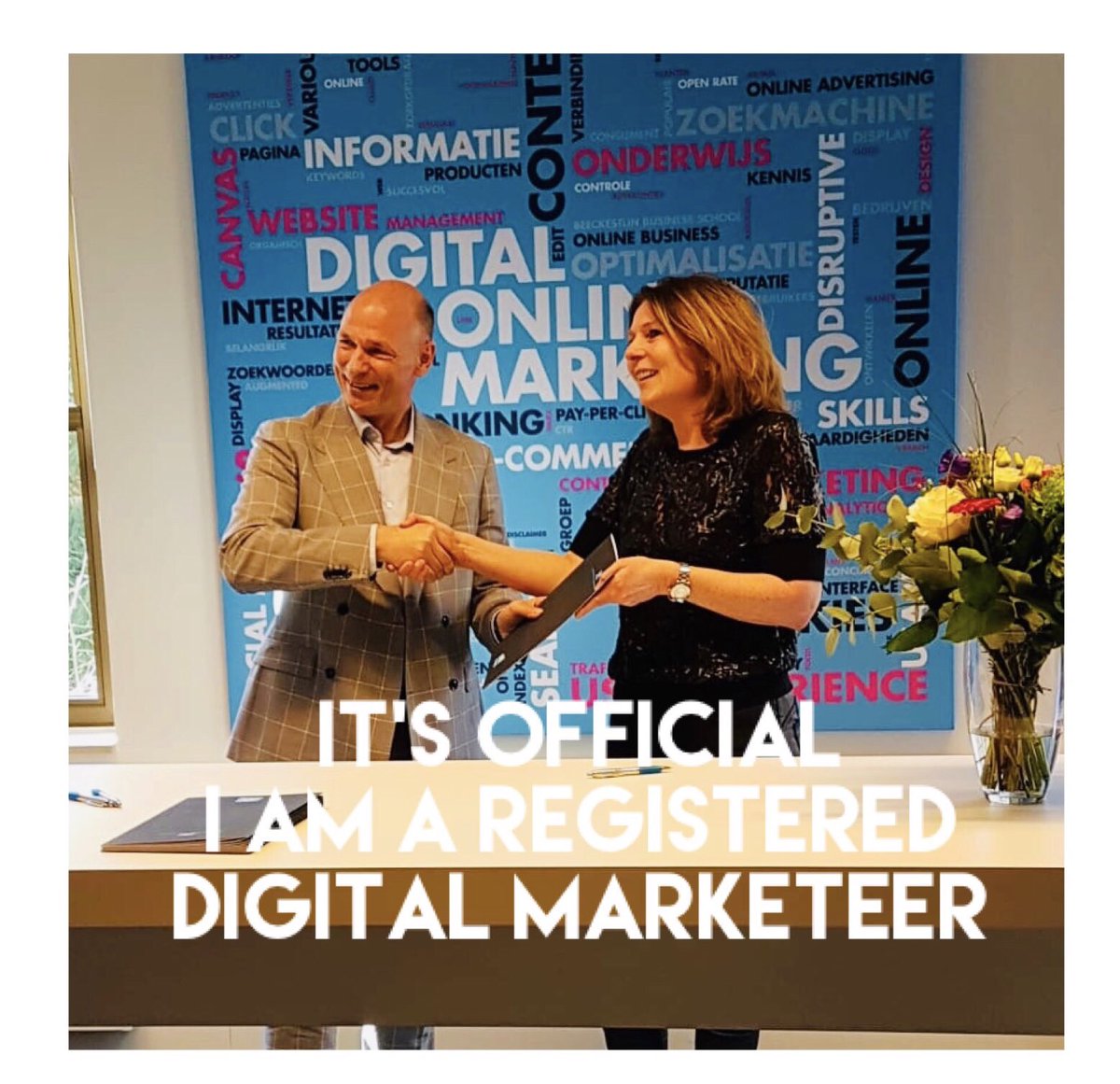 Ditte01's tweet image. #itsofficial I am a #registereddigitalmarketeer. Hooray!#beeckestijnbusinessschool