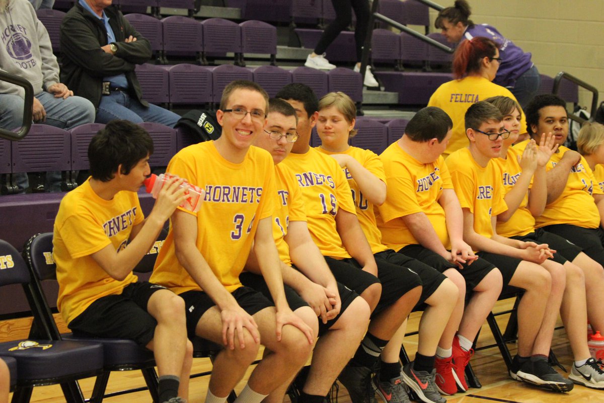 vcentersports's tweet photo. Hornets get the W!! https://t.co/FHaWiERm9U