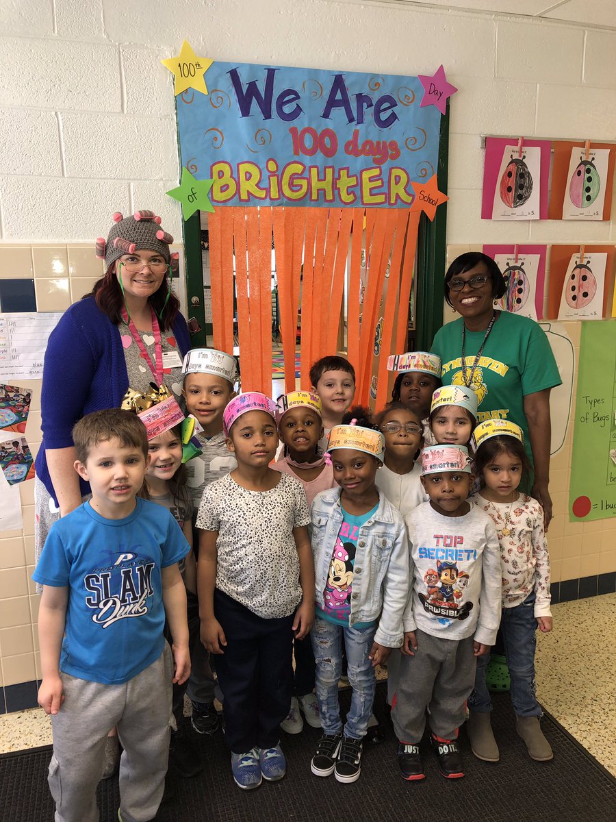 LynnhavenES's tweet photo. 100 days smarter! https://t.co/SrngVoTIzg