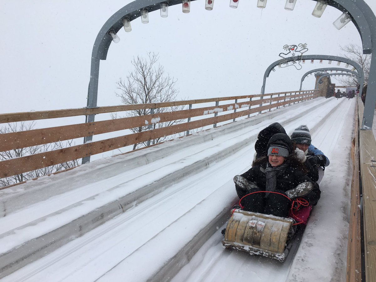 ProfAndersonGA's tweet image. These toboggan faces are priceless. #GAinQuebec