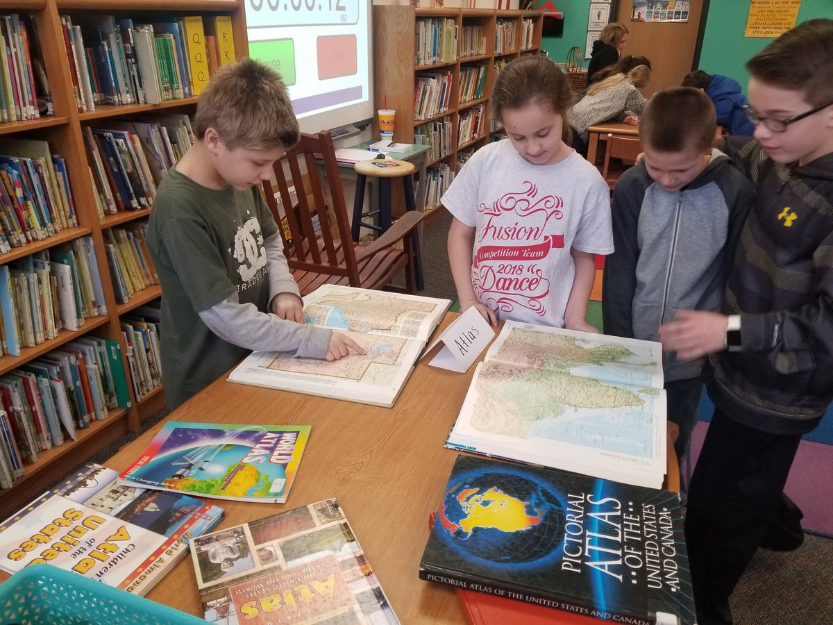 tce_library's tweet image. 4th Graders had fun sampling some Reference Books. Then, we played a round of &quot;Name That Source.&quot; @LCETrailblazers   @almanac  @Dictionarycom @thesauruscom #atlas #encyclopedia #referencesources