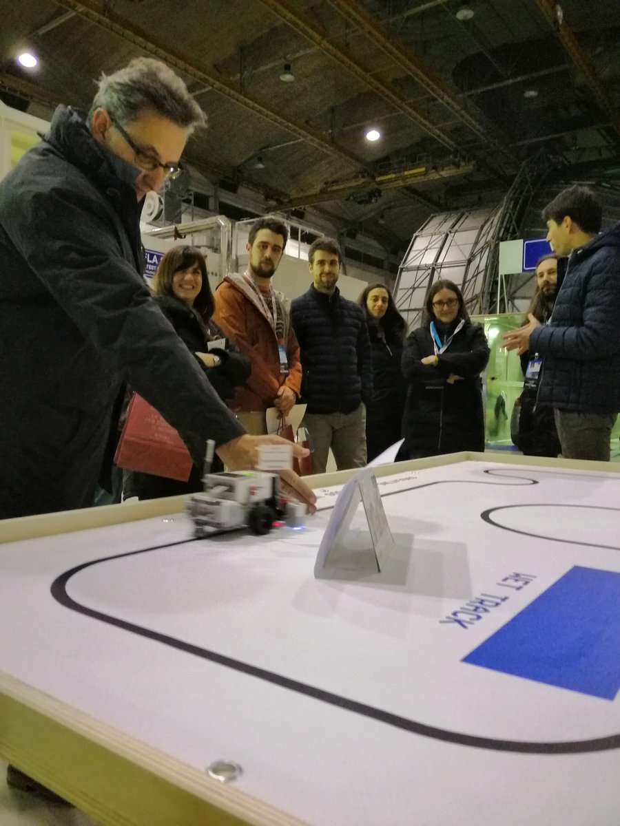J0anna_Lynch's tweet photo. Night time experience in VELA: Portable emissions testing, autonomous vehicles and testing cycles. 1 of 7 @EU_ScienceHub labs showcasing their research tonight as part of @TEDxVarese #exploreJRC https://t.co/nWx105yfhO