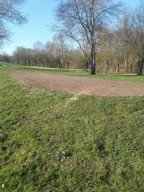 Golfdeniort's tweet photo. 2nde phase des travaux sur le départ du 4. Beau travail de planimétrie ...
La zone est prête à recevoir son beau tapis végétal ⛳️ ... il faudra ensuite être un peu patient pour le fouler à nouveau 👍 @Golfdeniort @GolfsBluegreen #travaux #niort #golf @ffgolf https://t.co/GC7ECqdbpV