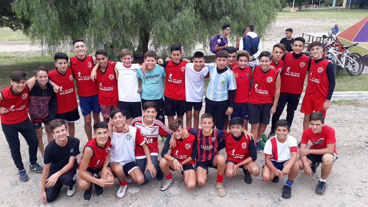 4matiandreani's tweet photo. 3/3 con estos animales
#Pretemporada
#CSM
#Infatiles https://t.co/UuVbHzuHHu