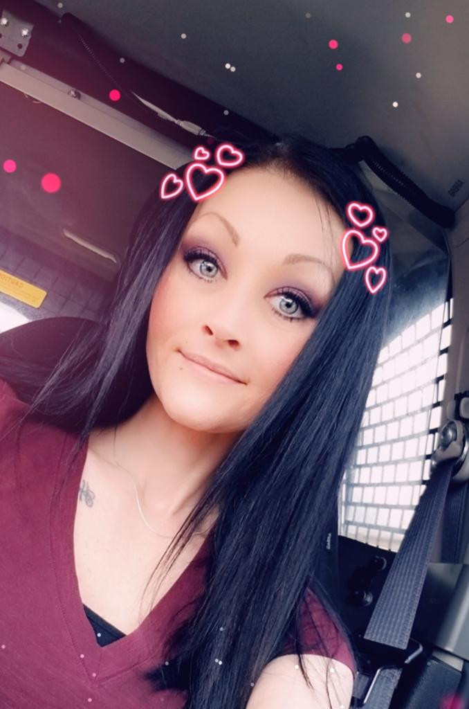 Candi_4_ya's tweet photo. ππ Ready to see what today/tonight brings.. I've got that Friday, someone poked the voodoo chicken feeling.. ππ #DontPokeTheChicken #LittleBlackCloud #FridayInPA https://t.co/Mtx91LGYor