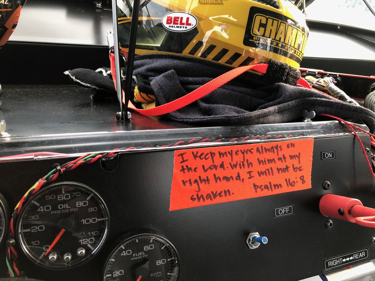 jmtunnell's tweet photo. First race of the season and can’t wait to see @GrantEnfinger show them around @DISupdates #dashboarddevotion @lil_dup https://t.co/66md3UbVNF