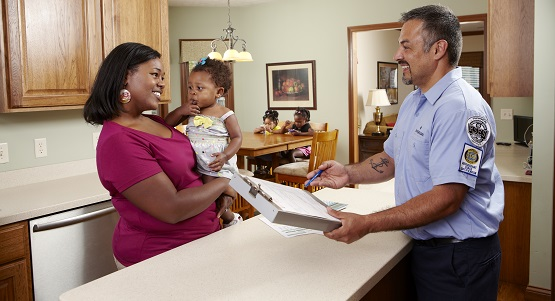 JS_SheehanGroup's tweet image. Knowing how to talk comfort with your customers early on is one of the keys to winning the comfort conversation. Since homeowners have a strong desire to be comfortable, they make comfort &amp;amp; livability a top priority. bit.ly/2BF7bY7 #johnstonesupply #easy4thecontractor