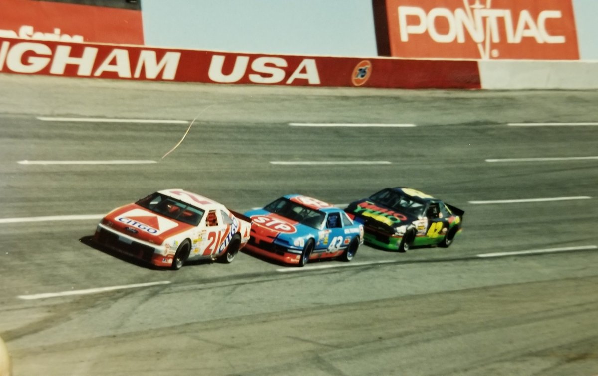 RockinghamSpdwy's tweet photo. First of MANY posts to come in a new series called "which amazing historical pic do we post up today?!"  I figured why not start w/ The King &amp; a couple of court jesters ;) Not sure if this @DaleJarrett or Neil Bonnet... who can answer that for me? Help me out @kylepetty https://t.co/uT1zbSRf0f