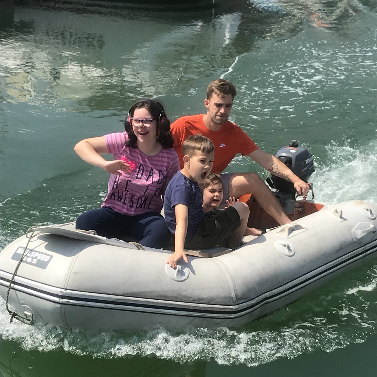 Addictedsnail's tweet photo. #lastlegferry @TheLastLeg https://t.co/NRDKlgEkjB