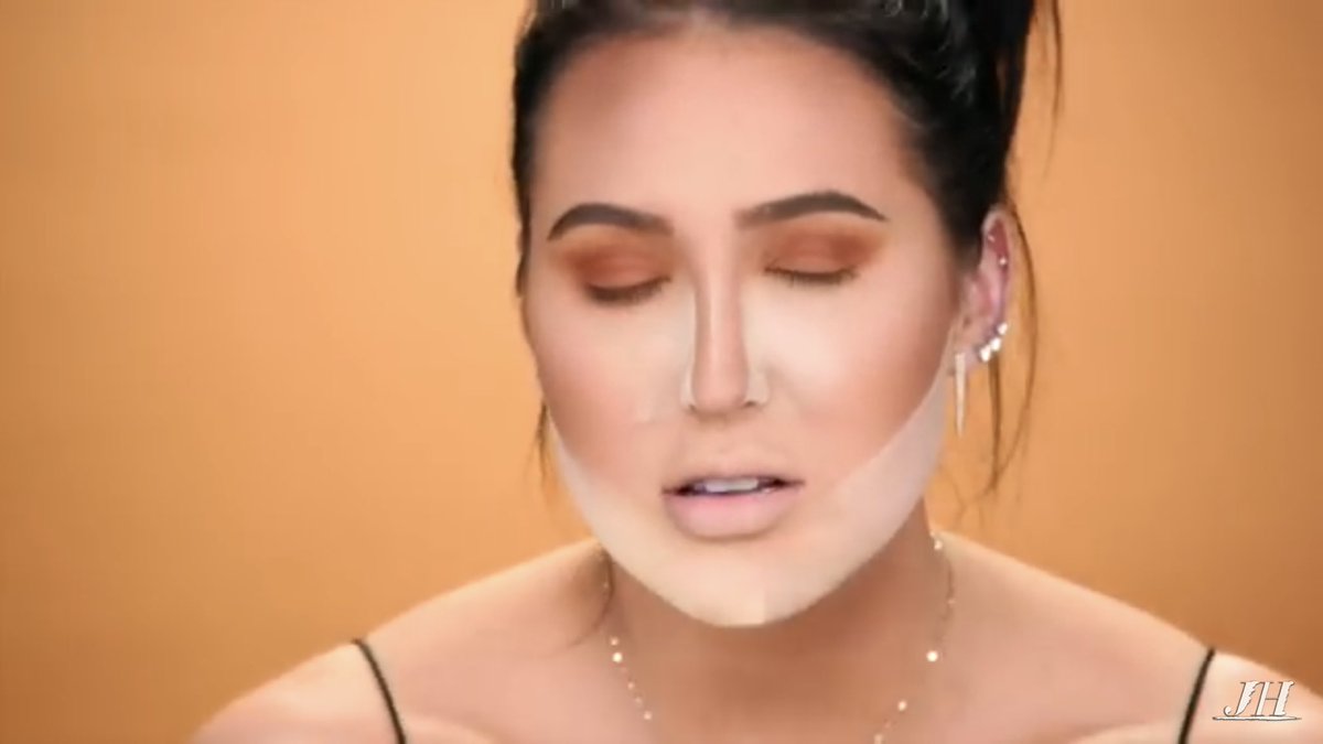 yarelisbeauty_'s tweet photo. This is @Jaclynhill having a makeupgasm 💖
MOOD ✨ https://t.co/PnQnuHC0dt