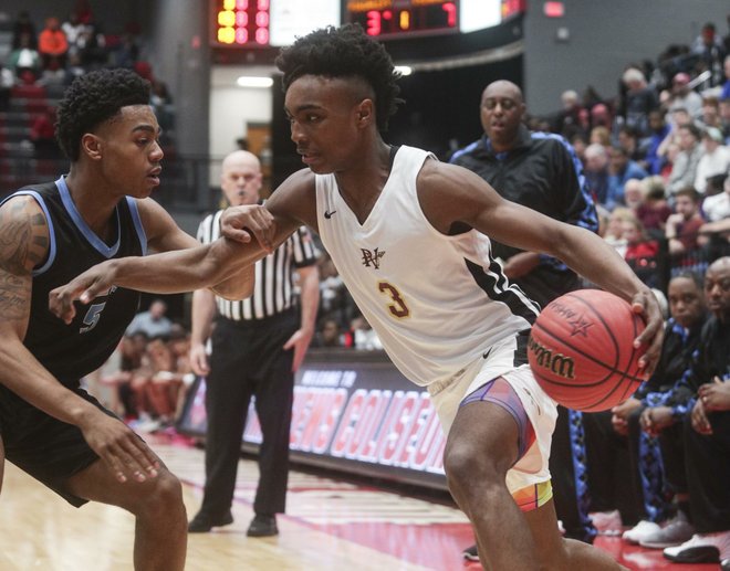 KyleParmley's tweet photo. "When we get in a zone, nobody can stop us."

@PinsonHoops runs away from Lee-Huntsville in the 4th quarter to advance to the program's first ever regional final.

Story: https://t.co/dNkiojwKPr https://t.co/MMzYcJWaoe