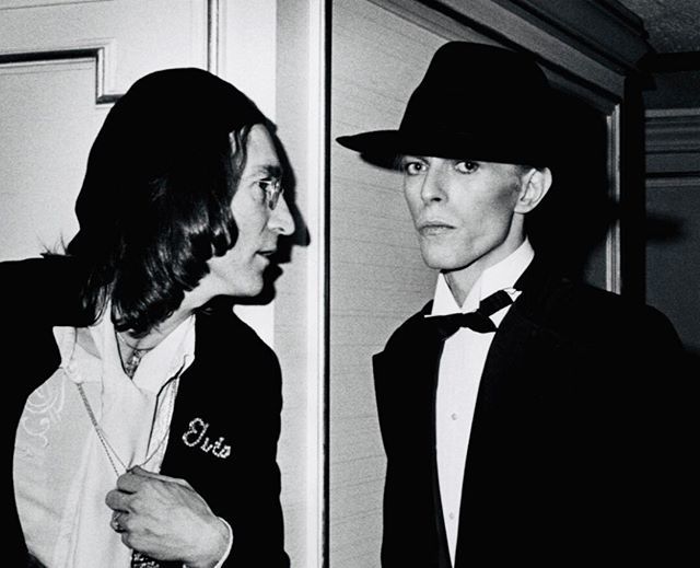 BowieCollective's tweet photo. Don’t tell God your plans..
.
#★ #donttell #language #music #thebowiecollective #love #is #the #answer #davidbowie #is #astarstar #rockstar #blackstar #commander #ofthe #bowieverse #black #formlessmutant #spiders #unite #lovecleansthemind #happiness … https://t.co/WAIwDSMQwv https://t.co/qfgRf9BWUr