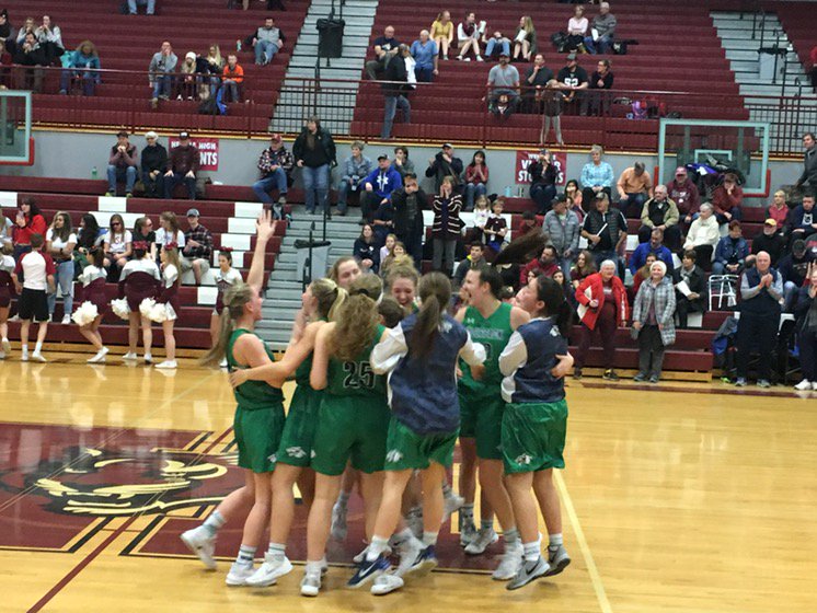 COKirkpatrick's tweet photo. Glacier girls upset No. 1 Helena girls basketball 34-31. https://t.co/In5cIdLpNm