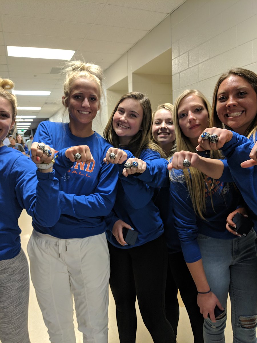 Legend fastpitch 🥎 tweet media