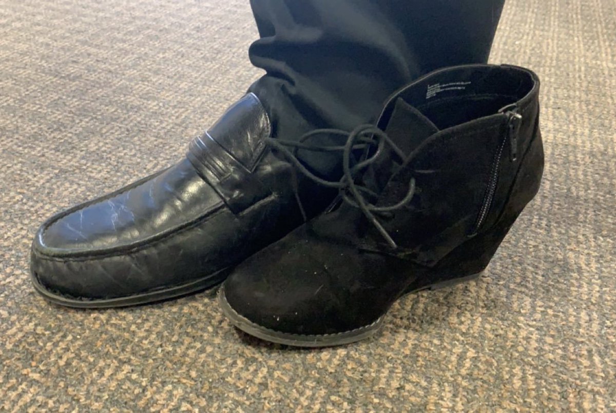keyshafoulk's tweet photo. Is @bbischofKLKN really that tiny or is @RodFowlerKLKN really that big!? #shoestofill #channel8expectations https://t.co/kyPZVQqYNW