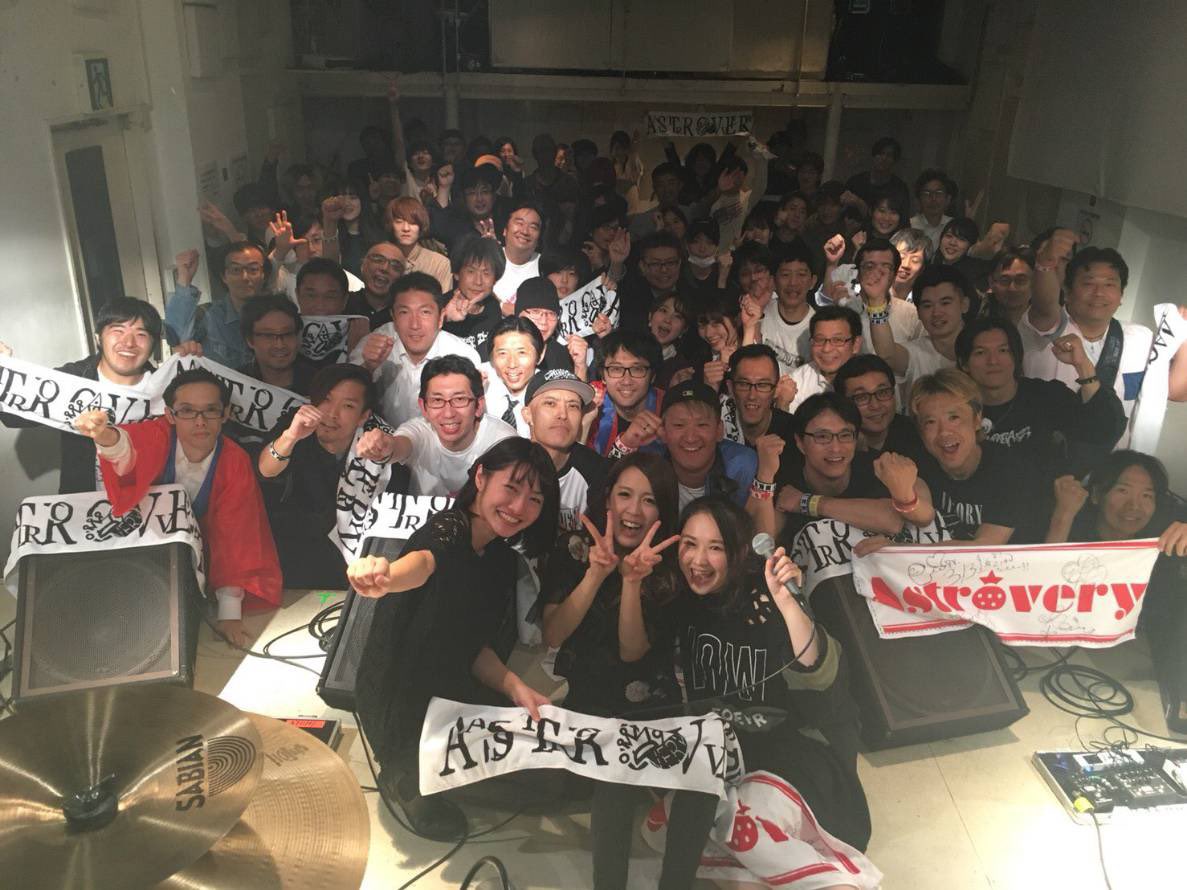 masazuki7's tweet photo. アストロ結成から1000日経った。
いつかは活動再開してくれるかなぁ…
いつまでも待ってるよ🤗
#Astrovery https://t.co/KkzX7eRPNo