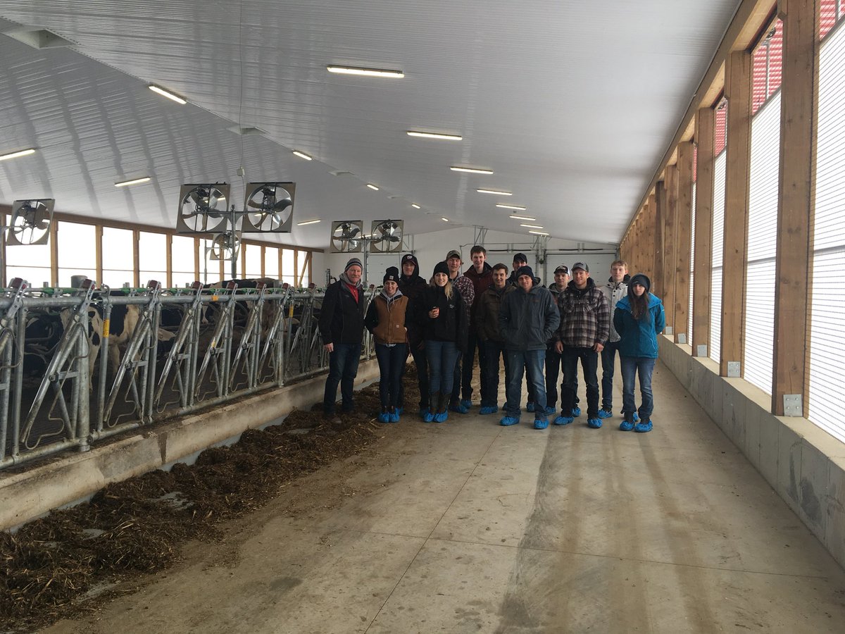 DairyApprentice's tweet photo. Great tour day today! 1st year students had tours at New Glade Farms and Comrie Farms. Thanks to our hosts for welcoming us and showing us your facilities! @RidgetownCampus https://t.co/MSXMtW61Py