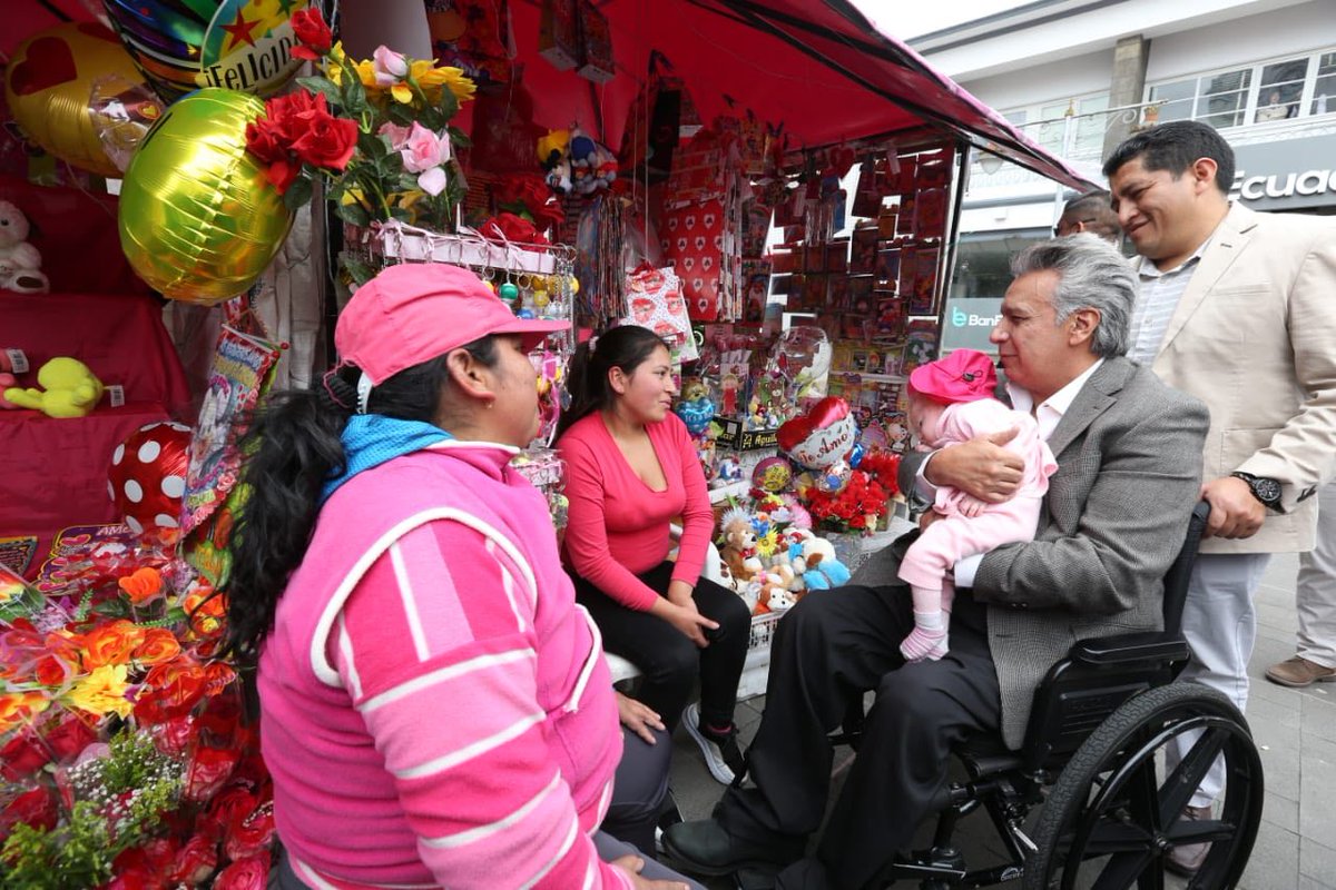 Lenín Moreno tweet media