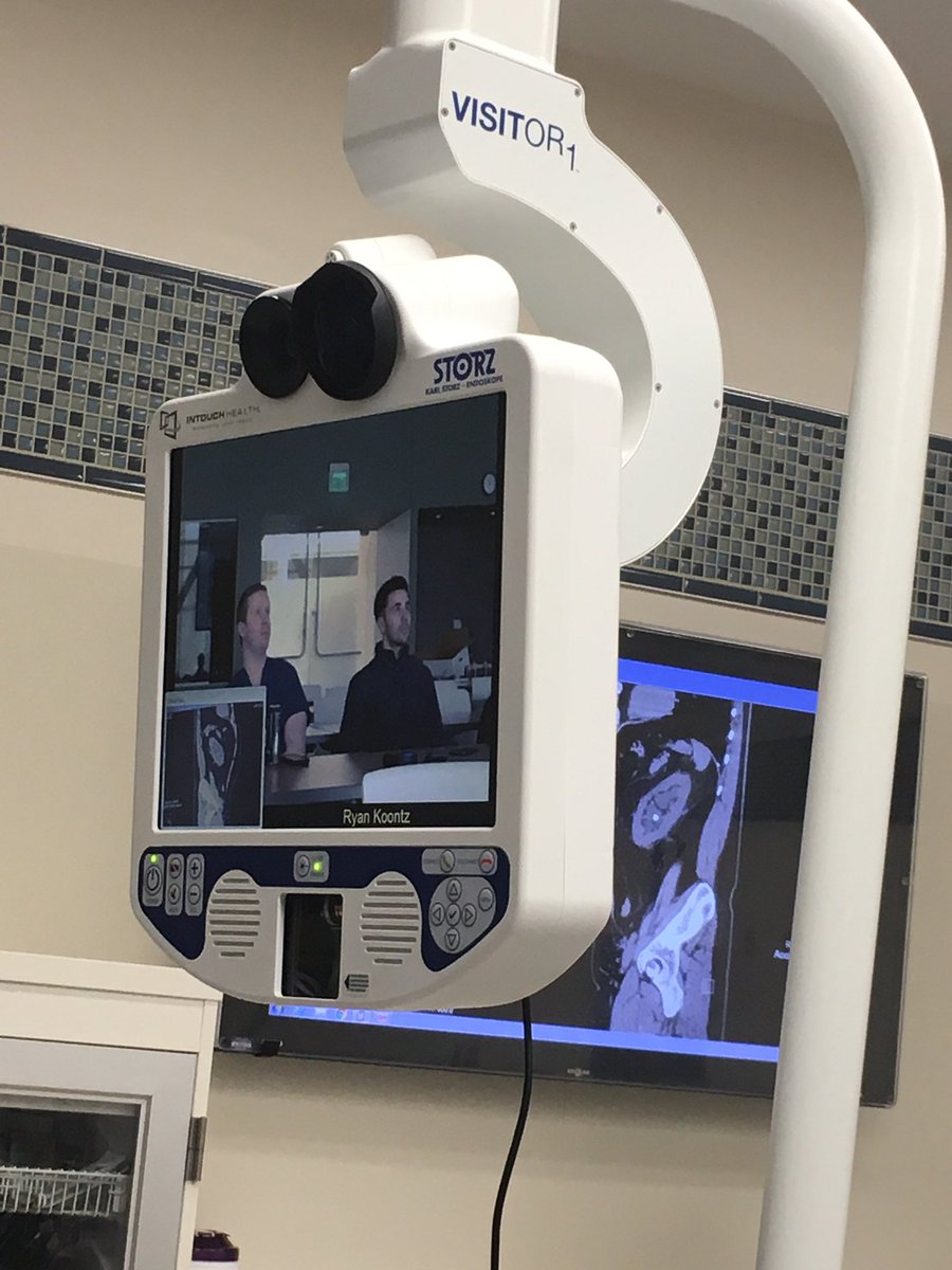 SIU_URO_RES's tweet photo. Bossman Schwartz broadcasting live surgeries for #KidneyStones. Thank you to @cookuro and @HSHSStJohns for helping to make this happen! Small thanks to @StrictureDoc and @BradDondo74 for providing commentary. #SurgicalEducation #PCNL #TeleMedicine #Visitor1 @siusom https://t.co/1QKf902htx