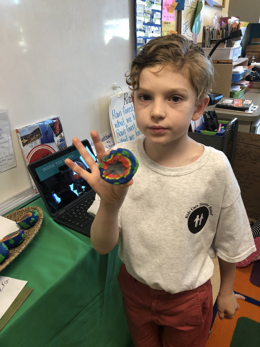 LorenFoster's tweet photo. So proud of Lu and her class for an amazing Exhibition of Learning today- you should ask them about composting, tornados, hurricanes, the Earth, global warming, disaster relief- they are experts and will change the world. #thisisPBL @mrsandersenTCS @delatorretcs @StoupasTeresa https://t.co/x9R7xhc3Oo