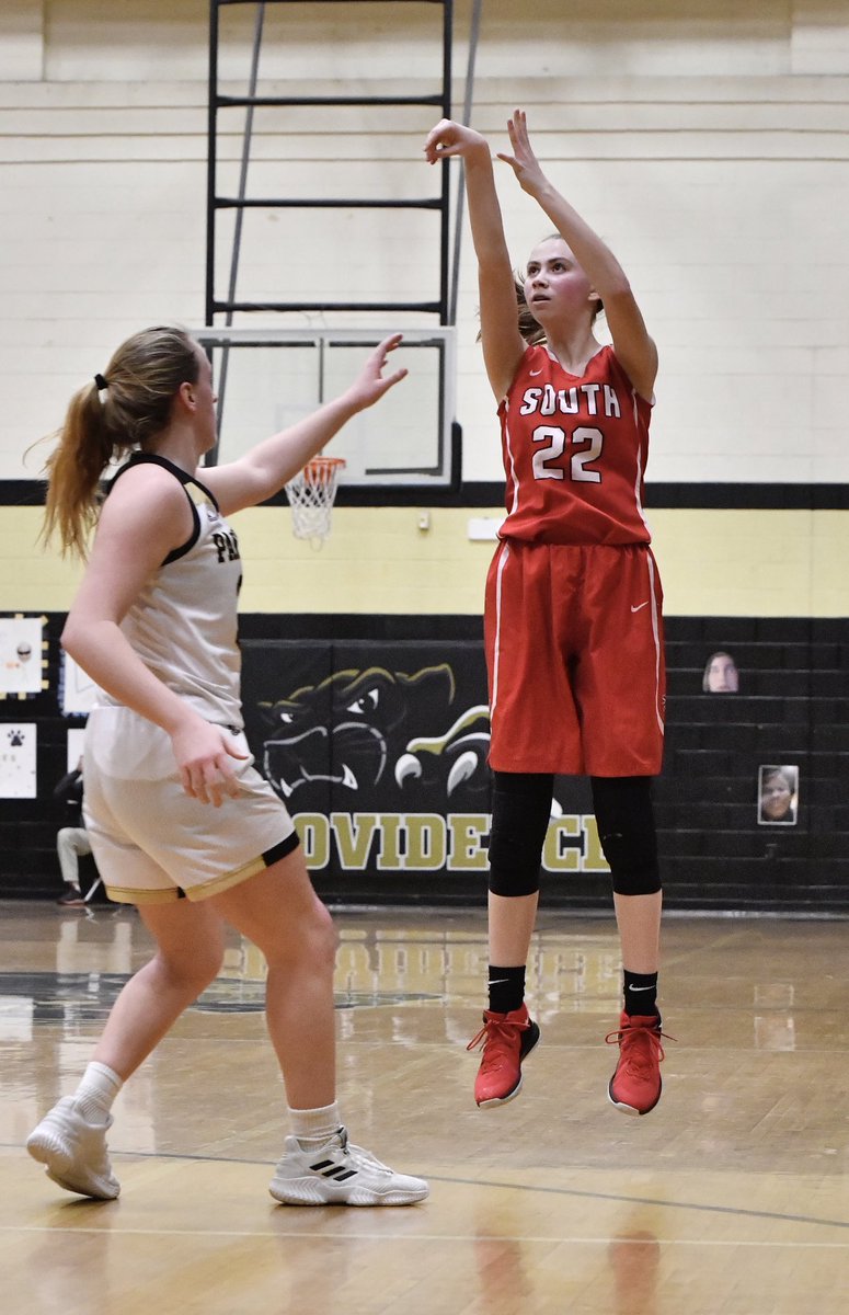 <a href="/SOUTHMECKWBB/">𝓢𝓸𝓾𝓽𝓱𝓶𝓮𝓬𝓴𝔀𝓫𝓫</a> defeated Providence 46-43 to improve to 16-7 (9-3).  Exciting game and great team win!