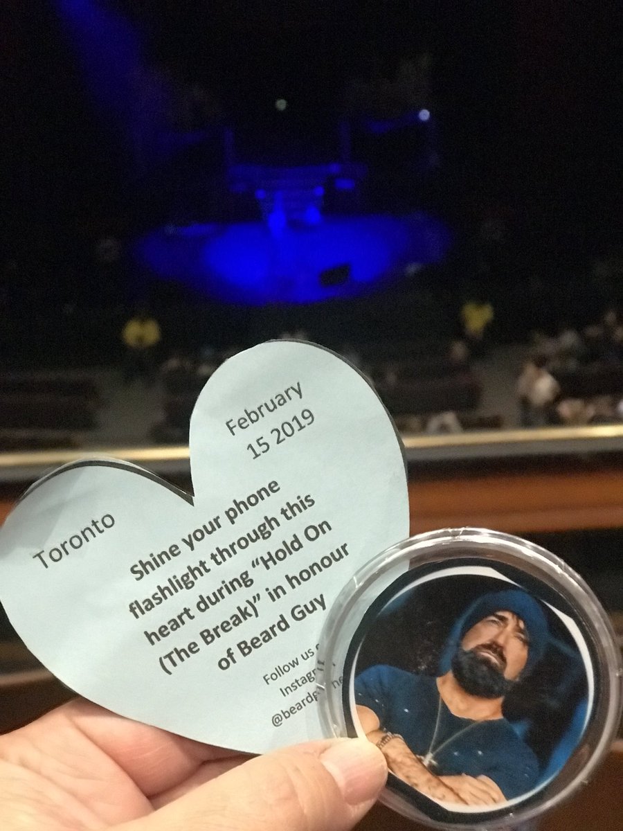 karinbilitza's tweet photo. @WalkOffTheEarth a bittersweet night.  Here to sing it all the way and remembering Mike “Beard Guy” Taylor ❤️🎼❤️ https://t.co/MzFm8n8zdK