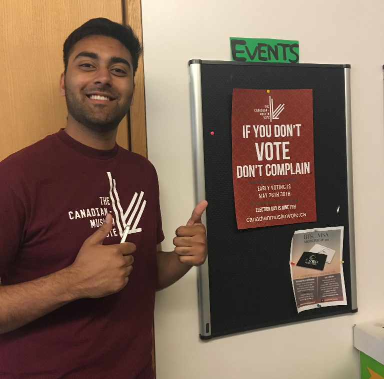 canadianmv's tweet photo. Our interns spreading the word about #GOTV2018! If you want to help out with the 2019 Elections or have an interest in joining TCMV's amazing Internship program, signup as a volunteer here: https://t.co/EtS7Bo6xE8 #MuslimVote https://t.co/539luEiSRg