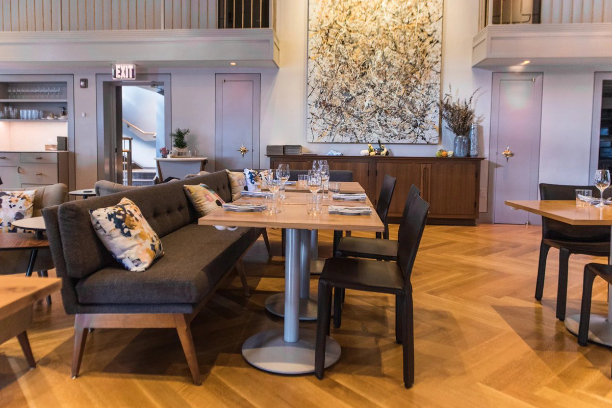 SixPlus's tweet photo. Minimalist, elegant and refined are 3 words that come to mind when you walk in to @ParsnipDining in #Cambridge Mass. Good luck hosting your group of 16 in the PDR tonight! #privatedining #Boston #finedining https://t.co/ftHSbcQFdw