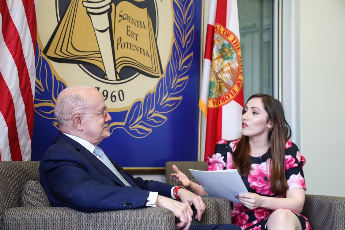 I had the chance to sit down and speak with reporter <a href="/camila_mendoza/">Camila Mendoza</a>. Look for the interview soon in <a href="/DLasAmericas/">Diario Las Américas</a>.
 
#BeMDC #interview
