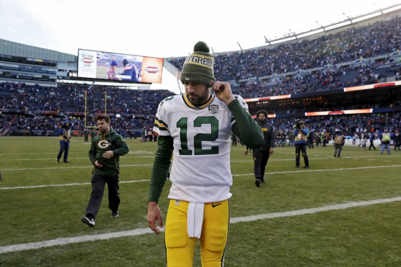 Can the Packers make the most of Aaron Rodgers' twilight years?
@MattHarmon_BYB delves into the NFC North in his latest pressing fantasy questions column.
➡ https://yhoo.it/2DLLdmF