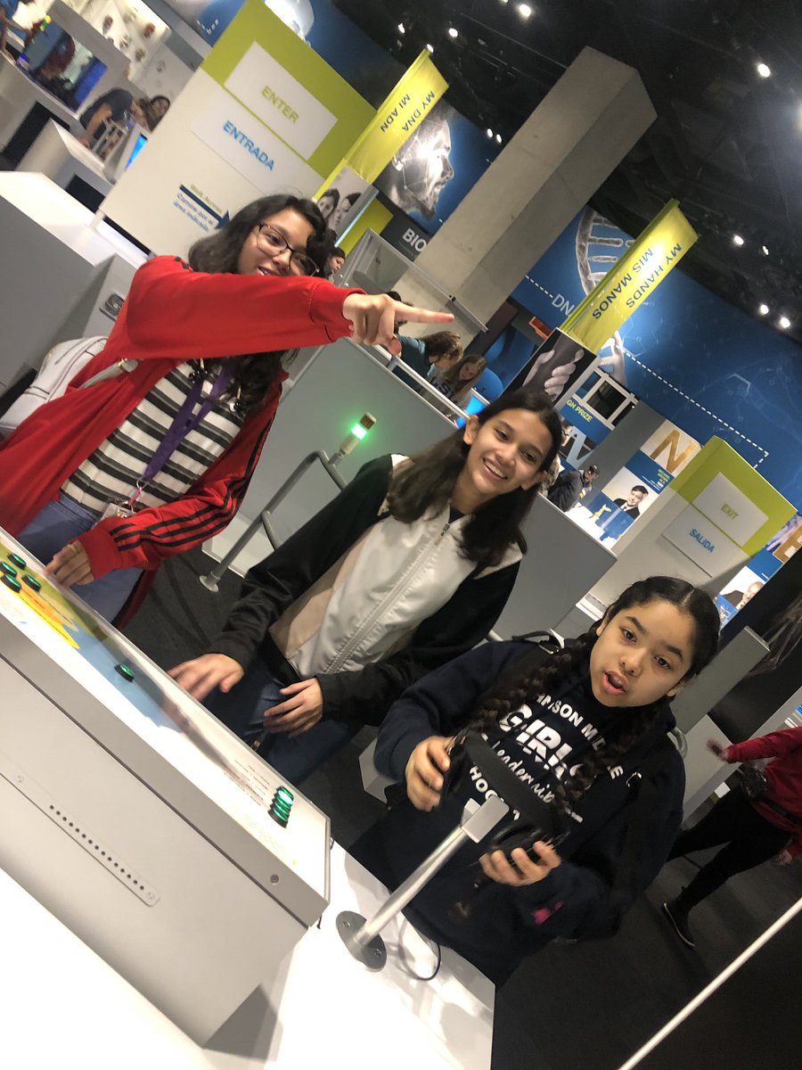 girlsJMS's tweet photo. Field Trip Day @ The Perot Museum https://t.co/e1OI8qOXa7