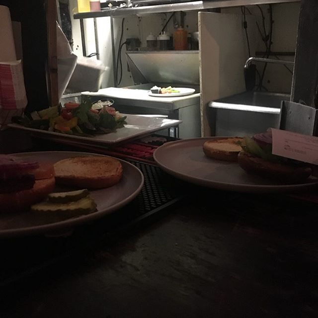 jlewin's tweet photo. Still life. #LTop https://t.co/KPdBQK4BYt https://t.co/O8YJl9ny0y
