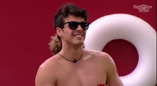 afazenda11_'s tweet photo. Você está na torcida pelo Maycon?

Sim- RT 
Não- FAV 

#bbb19 https://t.co/GK8cul9HpD