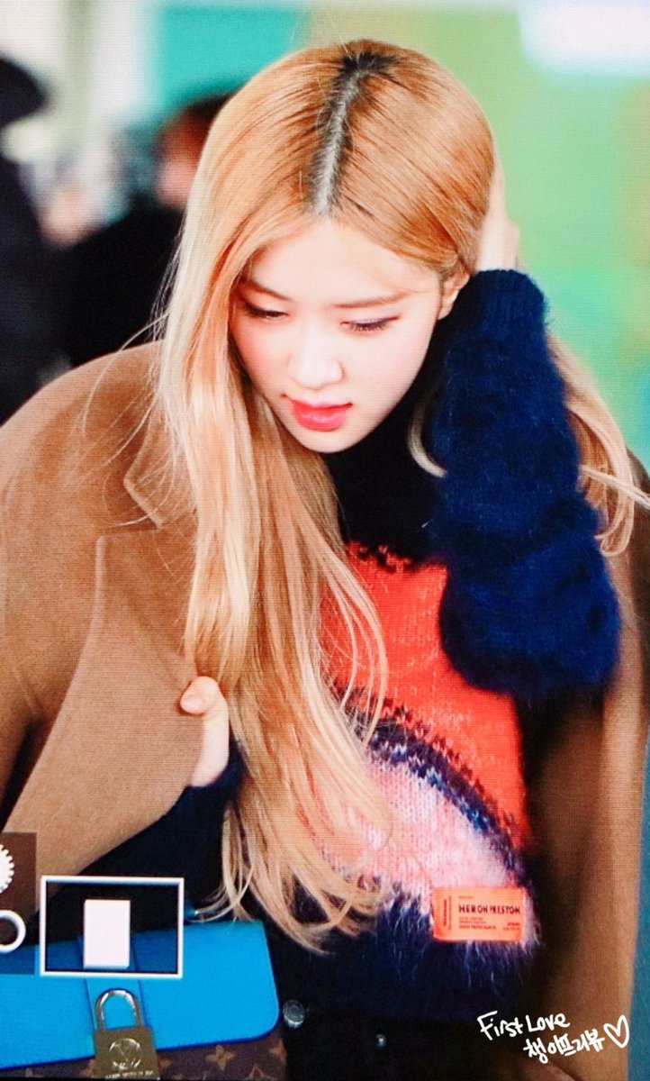 퍼스트러브 tweet media
