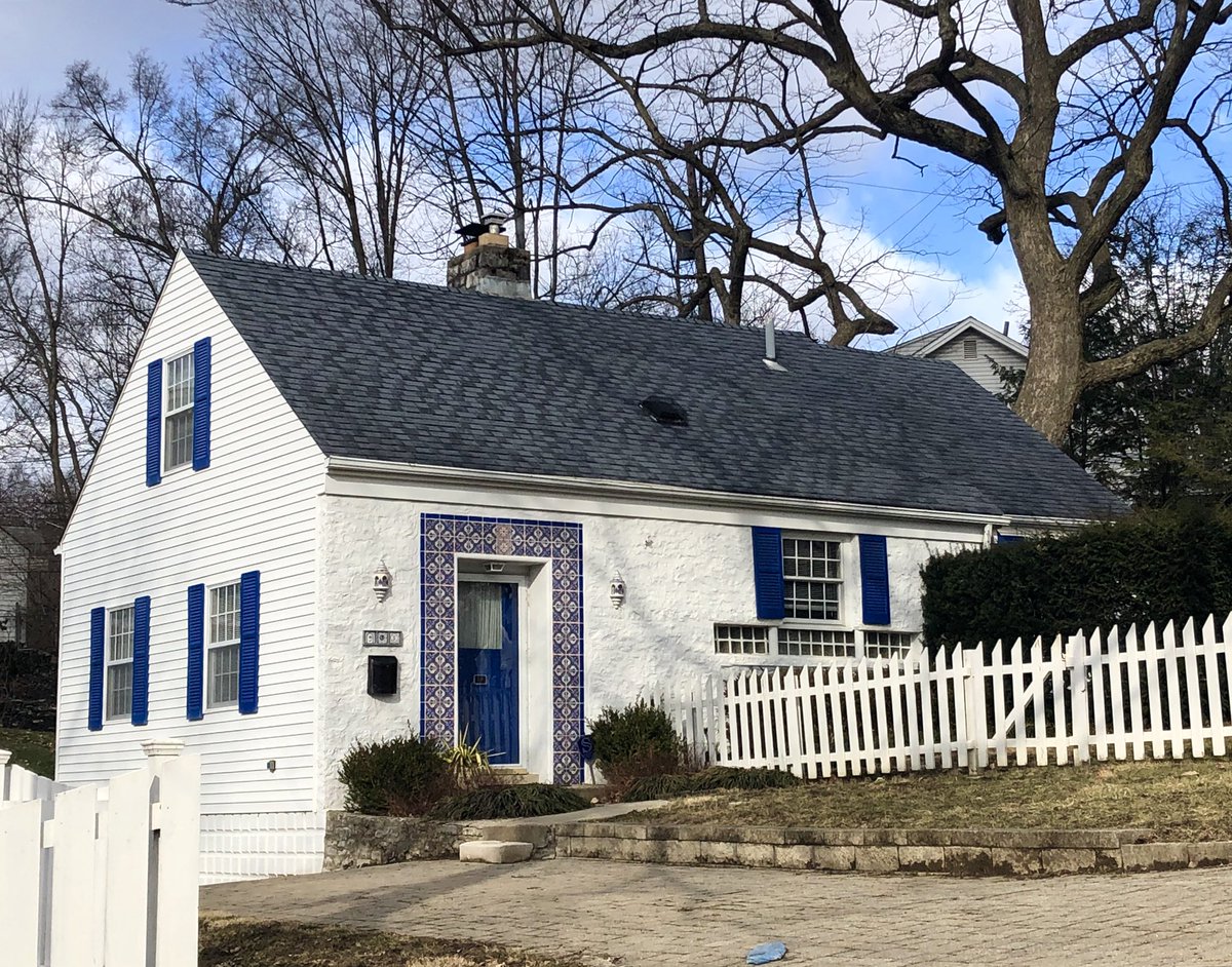 You can see the way their work evolved over the years from the two architects’ own houses: Tibbals built this cottage for his family in 1939 in Grandview Heights, inspired by the vernacular architecture of the Italian hill country.