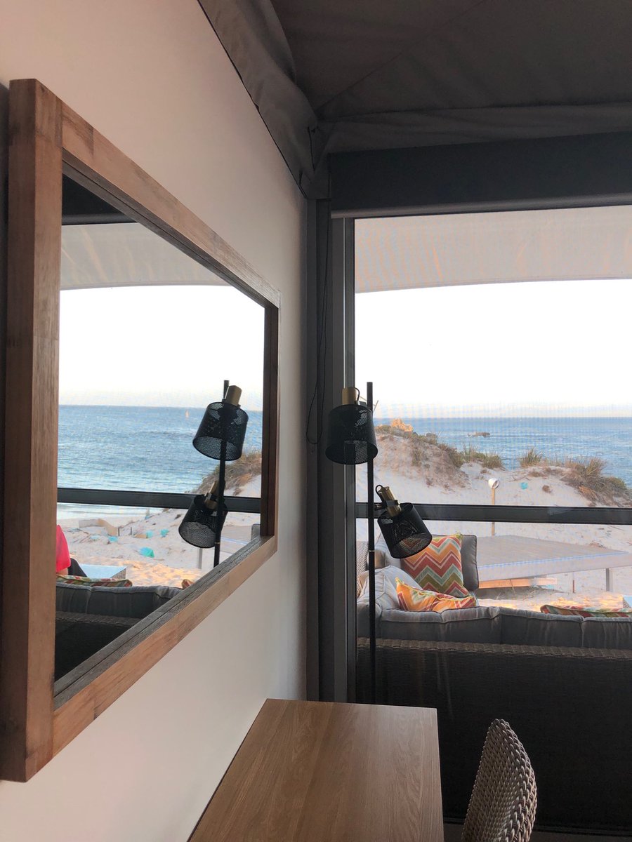 WillyQuokka's tweet photo. Welcome to my Island to the new environmentally sympathetic Discovery #RottnestIsland Pinky’s Resort..enjoy but please respect my Quokka Family &amp; don’t feed or pat let us roam free in peace #savethequokka #pinkeys #indianocean #discoveryrottnest https://t.co/RTo60wQneQ