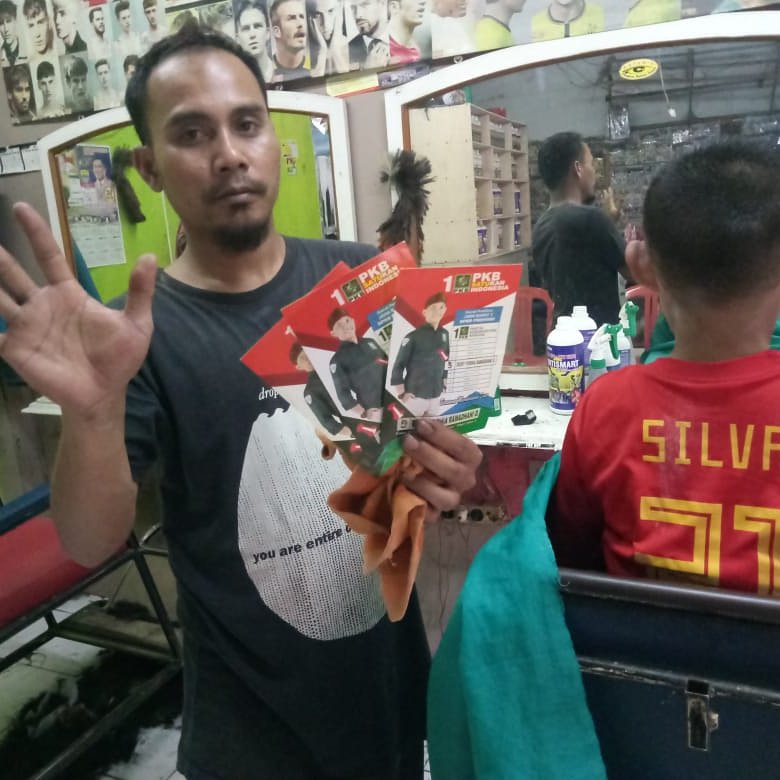 Kami warga kabupaten bandung siap memilih 
Partai PKB, Caleg Provinsi No.5
*Dicky Yudhia Ramadhan D*
Pemberdaya Desa
<a href="/bandung_kab/">BRIGADE01 Kab.Bdg</a>
<a href="/dickkewoy/">Dickkewoy</a>
<a href="/SyaifulHooda/">Syaiful Huda</a>
#PKBsatukanIndonesia