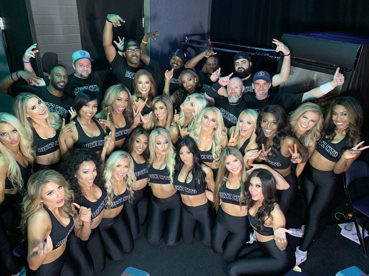 thehoneybees's tweet photo. Is you ready? You say you ready? WHOLE SQUAD READY 💜 Buzz City reppin’ at @nbaallstar 
#HoneyBees #SwarmSquad #wholesquadready https://t.co/COsDImUVA1