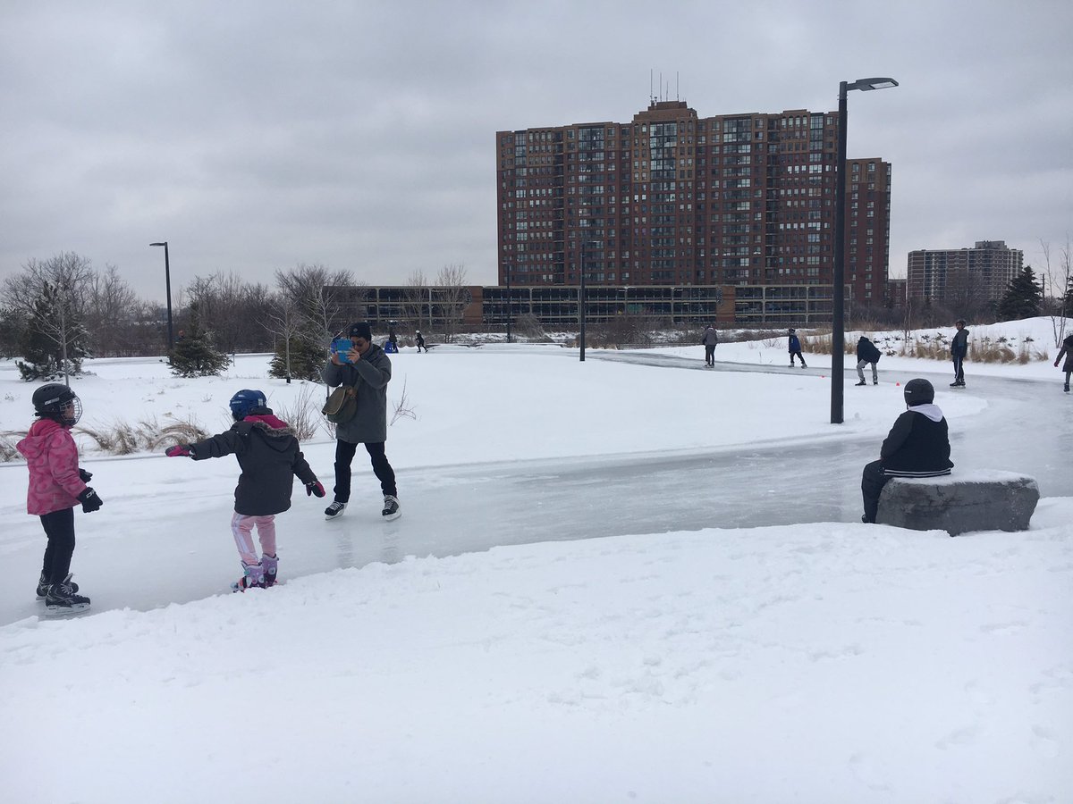 TDSBHalbert's tweet photo. Skating at the the McCowan District Park for PEP. Amazing community opportunity for our Ss! @cityoftoronto Thank you to our Team for your support of our many students learning how to skate. #MsFromstein @JusBroderick #MrYoshida @ParthiKandavel @JS_tdsb @CllrCrawford https://t.co/7qYOHwgwGk