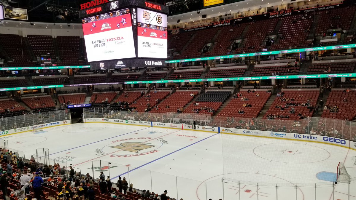 BigHeaded2413's tweet image. Hey @PeteBlackburn, when you gonna make a trip out here to So Cal for the Bruins games?