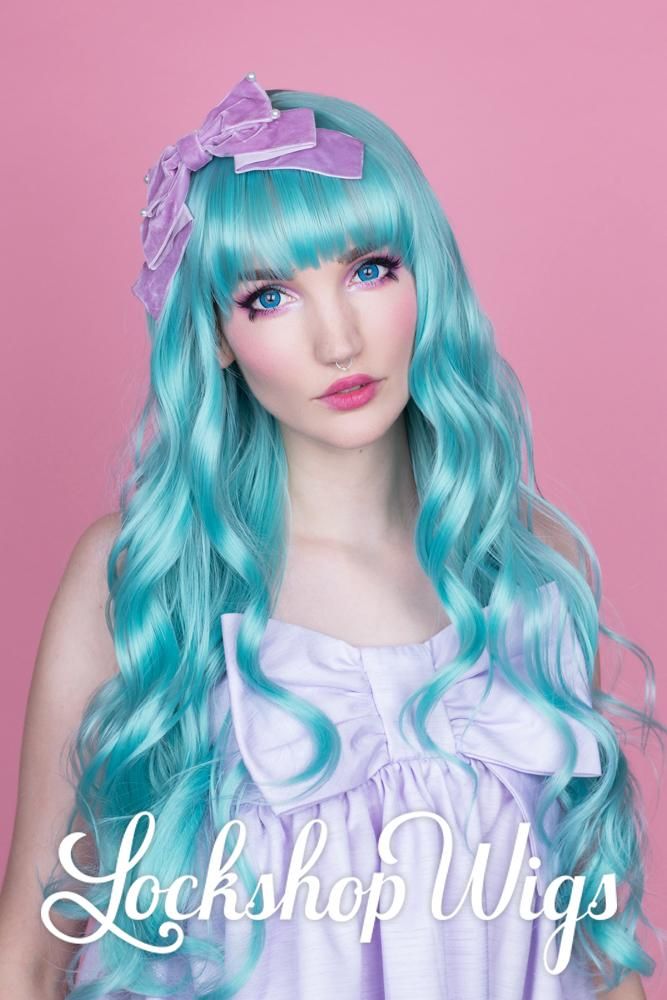 Lockshopwigs's tweet photo. Our beautiful #Mermaid style has long, soft waves that give a #glamorous look, but can easily be worn in a day to day way too!  https://t.co/JUVpMBfoJQ https://t.co/M8cFmgS6BH