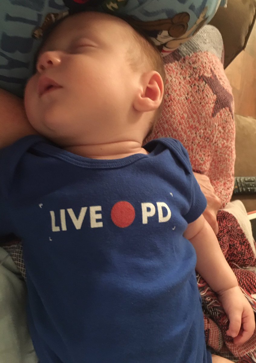 Not into watching tonight but still representing 💙💙💙@LadiesOfLivePD <a href="/SlidellPD/">Slidell Police</a> <a href="/OfficialLivePD/">Live PD on A&E</a> @brandymckay61 <a href="/LivePDNation/">Benny</a> #TooCute #BeenALongDay