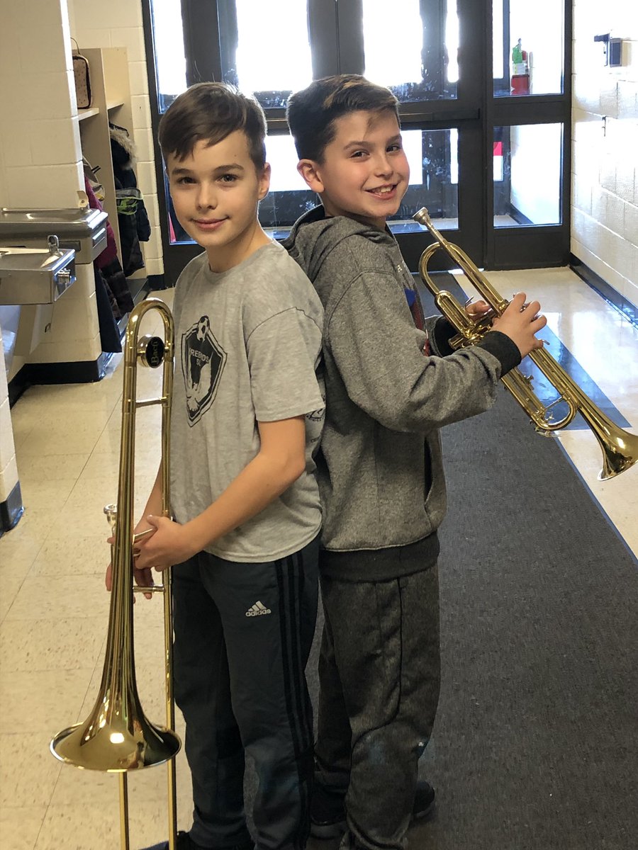 mrgarazin's tweet photo. A special treat in 5th grade today.  Our 5th grade musicians performed their solo &amp; ensemble pieces for their classmates.  So talented!  #WeAre44 https://t.co/dylnTVAqaR