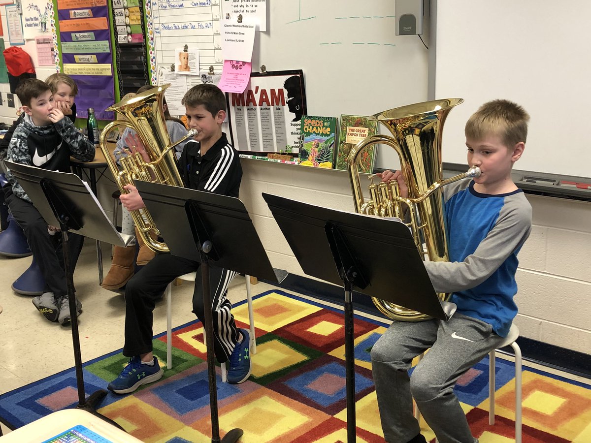 mrgarazin's tweet photo. A special treat in 5th grade today.  Our 5th grade musicians performed their solo &amp; ensemble pieces for their classmates.  So talented!  #WeAre44 https://t.co/dylnTVAqaR