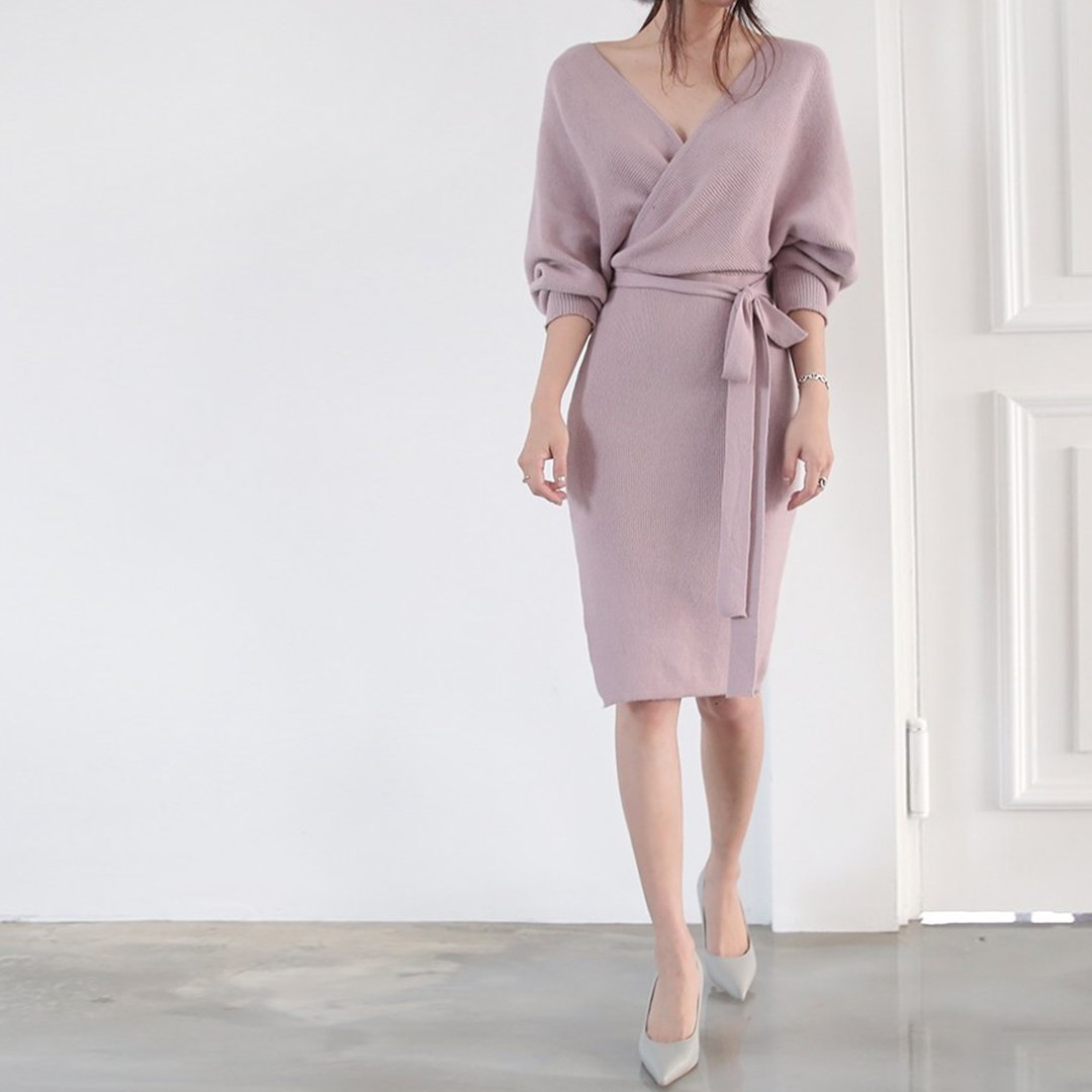 Dholic A Twitter Weekly Best Styleの Sez Wick セズウィック は身体のラインをを女性らしく美しくみせるアイテムをセレクトする通販サイト ざっくり胸元が開いた女性らしいデザインの ワンピース 春らしい色合いが Sezwick カシュクールニット