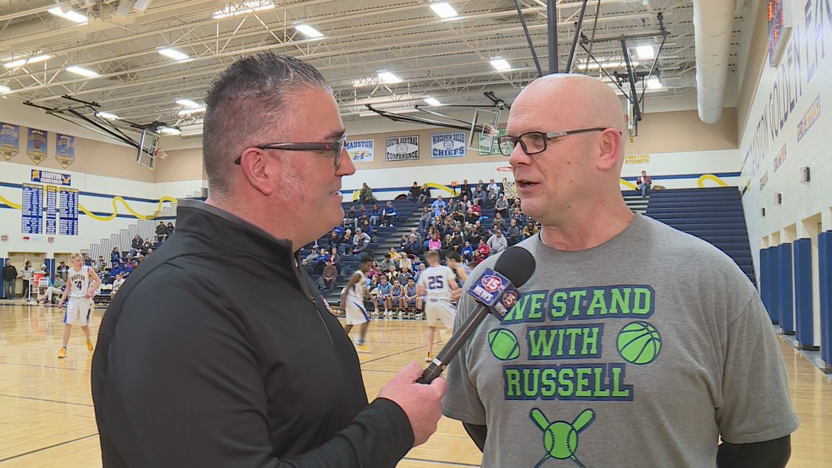 lthaoWMTV's tweet image. A special thank you shout out to @mhsgoldeneagles for hosting @jockosports and I tonight for our 6pm live shot. Great atmosphere but even better people out in Mauston. #WestandwtihRussell