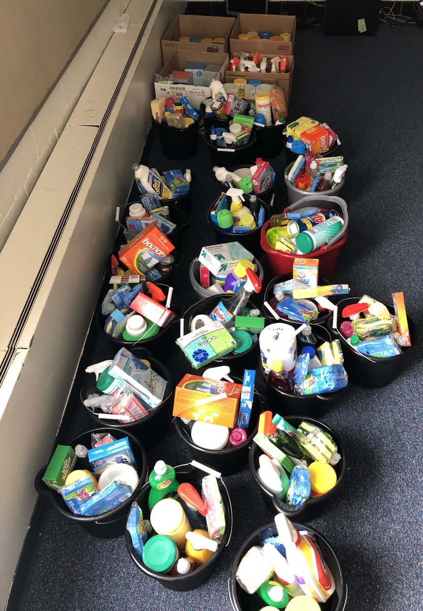 mgamiere16's tweet photo. So proud of our 5th grade Ambassadors today who visited with Veterans and delivered Valentines and cleaning supplies donated by our families. And very moved by the words spoken to us at the end of our visit. Such a great experience. ❤️🇺🇸💚#TeamMillridge #MyChoiceMayfield https://t.co/E61OCBjnc6